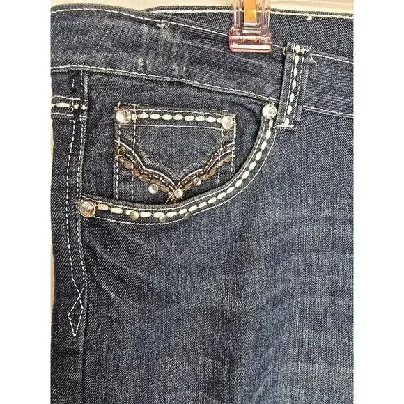 Seven7 Jean Shorts with Rhinestones womens size 20, 38" waist, white stitching - Picture 4 of 5